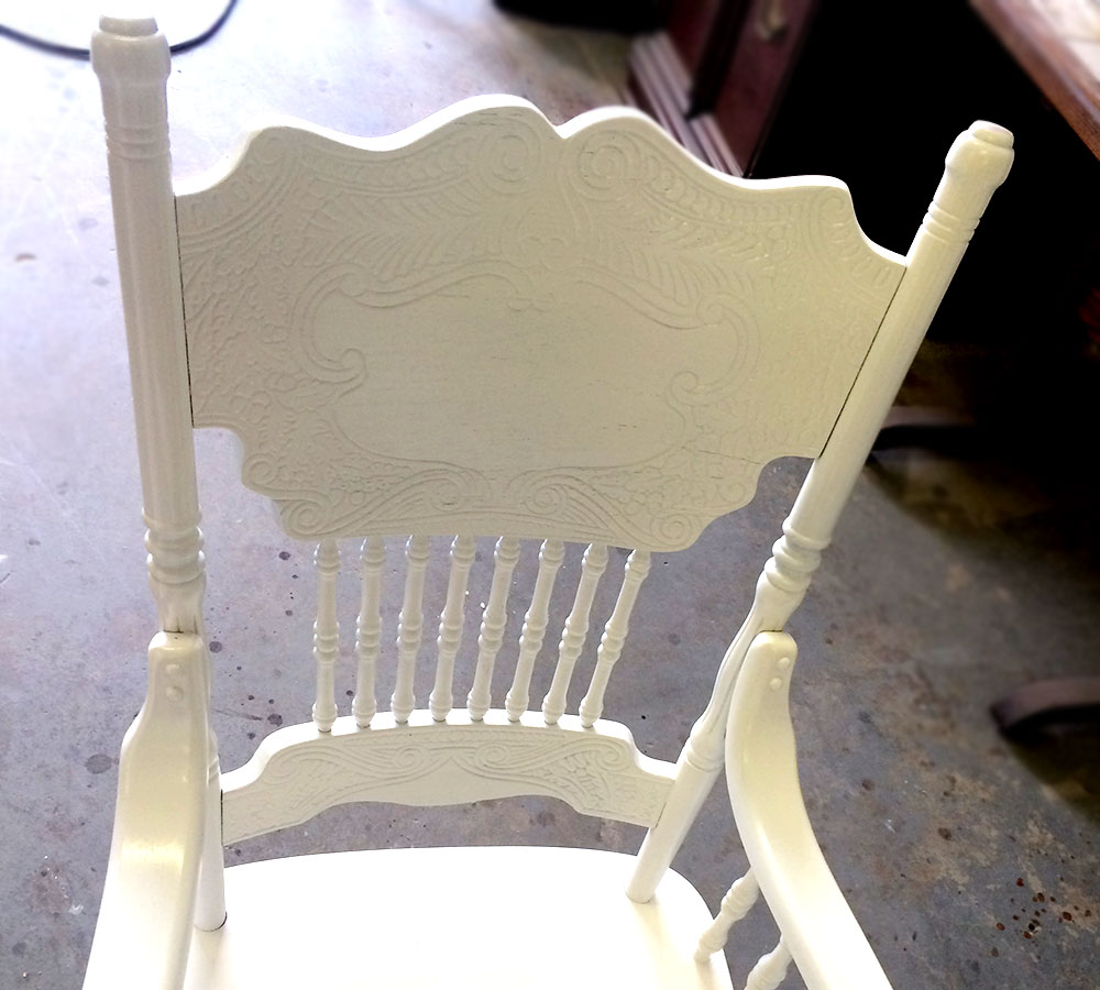 White Lacquer Solid Oak Chair
