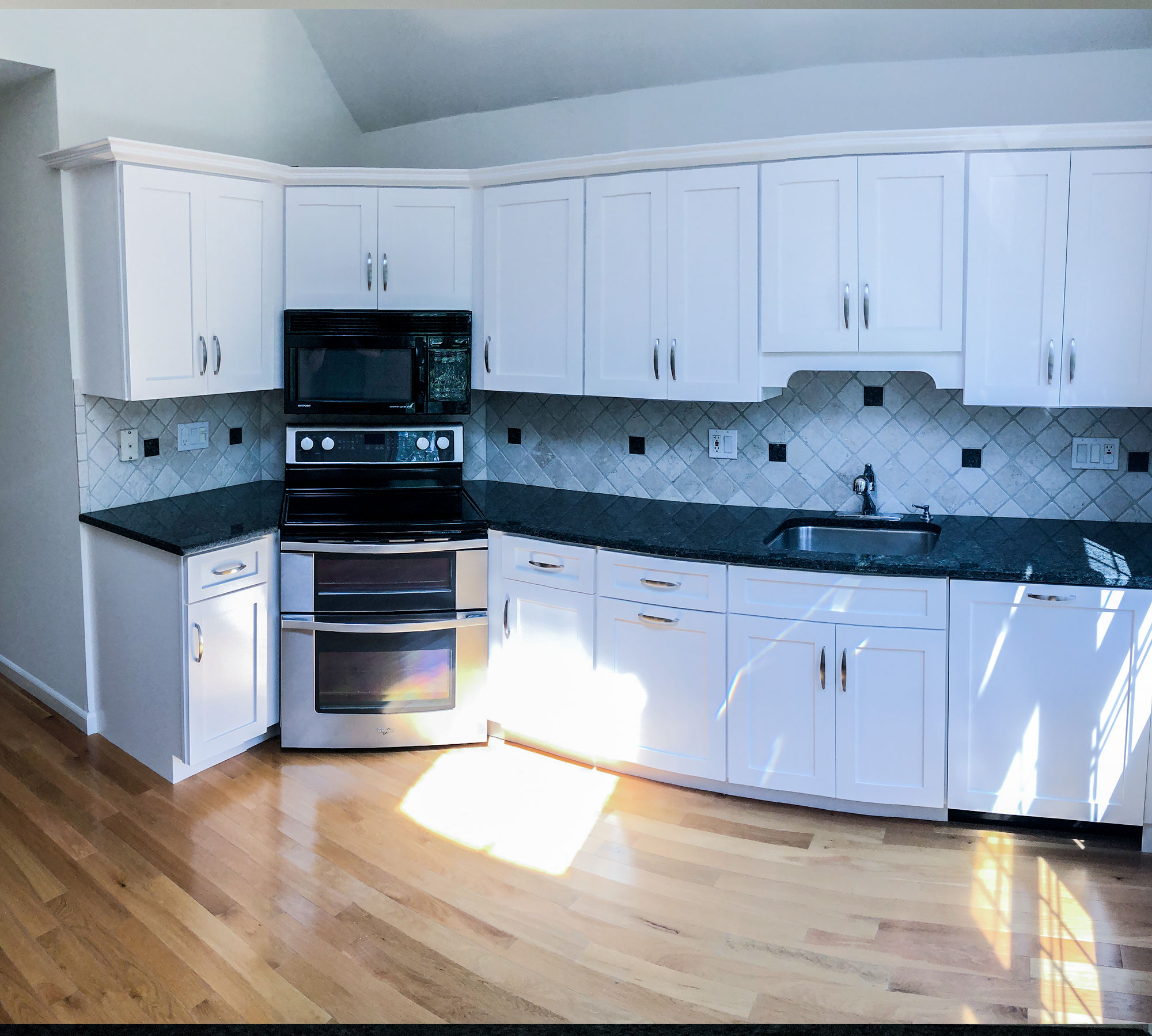 Ridgefield, CT Kitchen Refinishing | Classic Refinishers