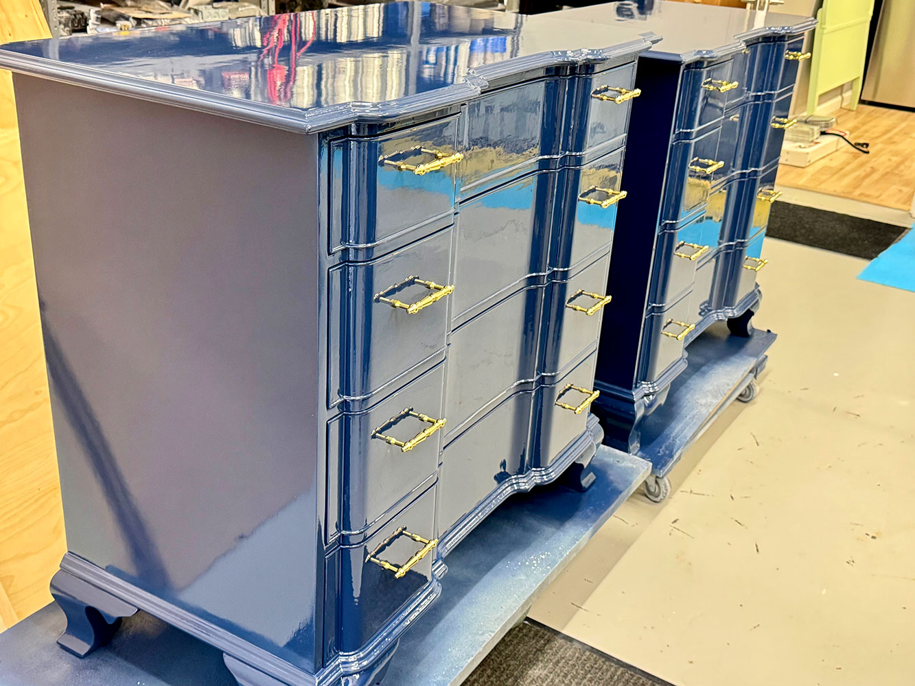 High-Gloss-Piano-Finish-Cabinet-4