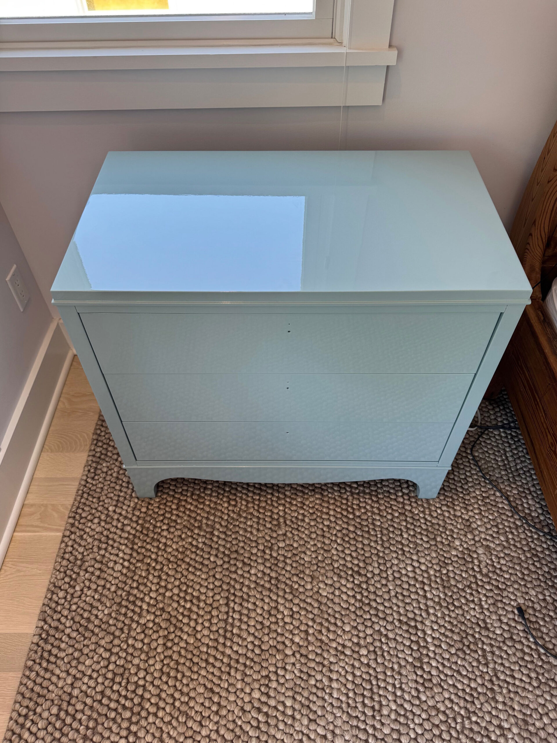 High-gloss-dresser-4