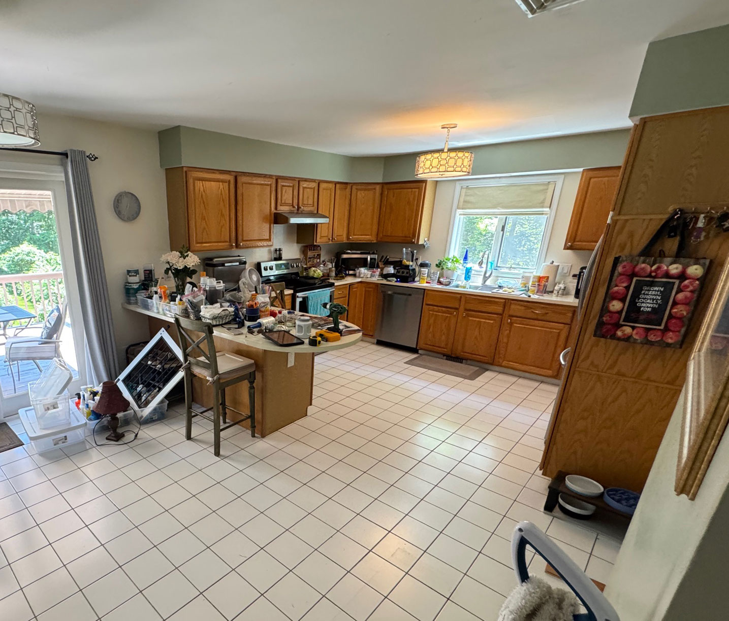 Easton-Kitchen-Before-1