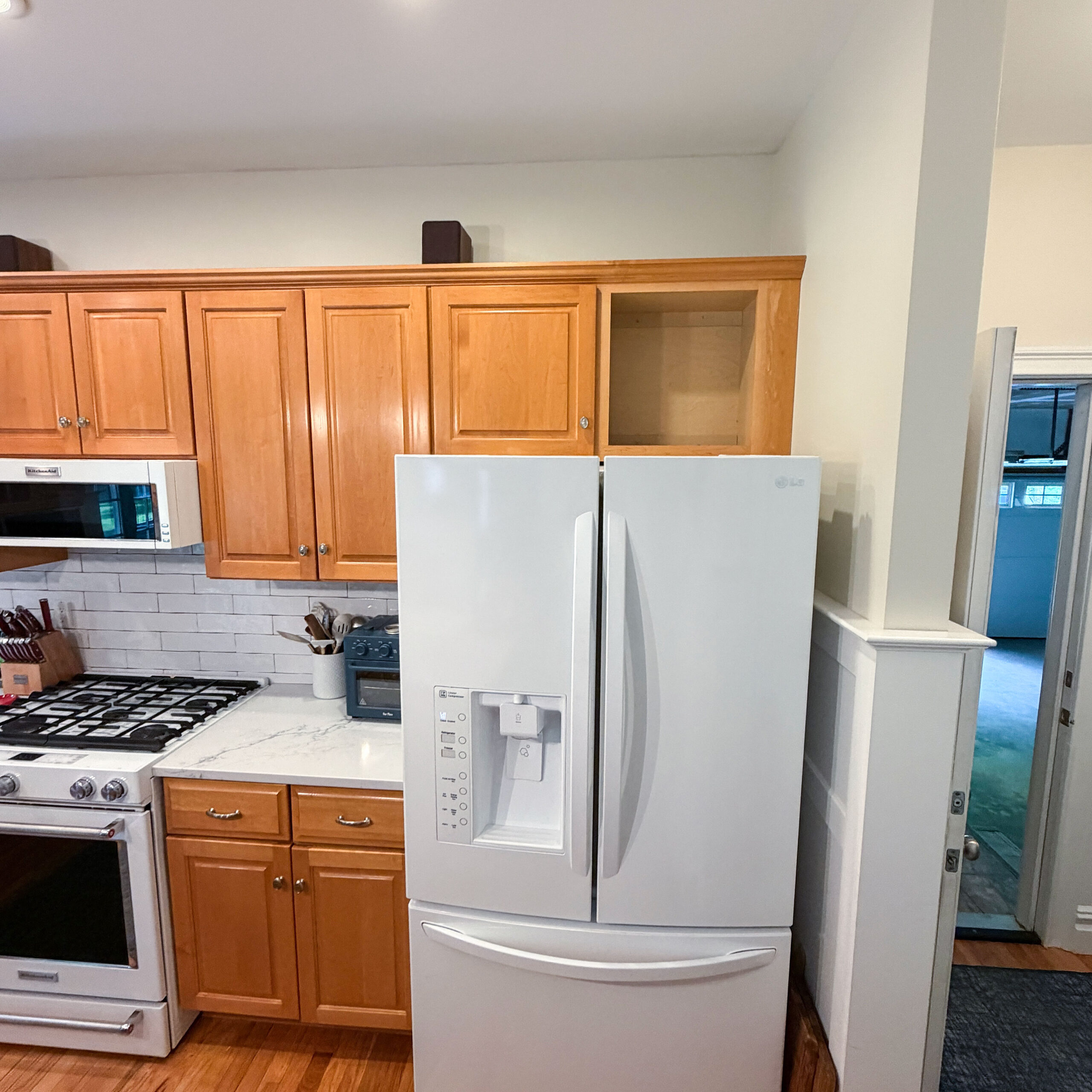 New-Milford-Kitchen-Refinishing-Before-9